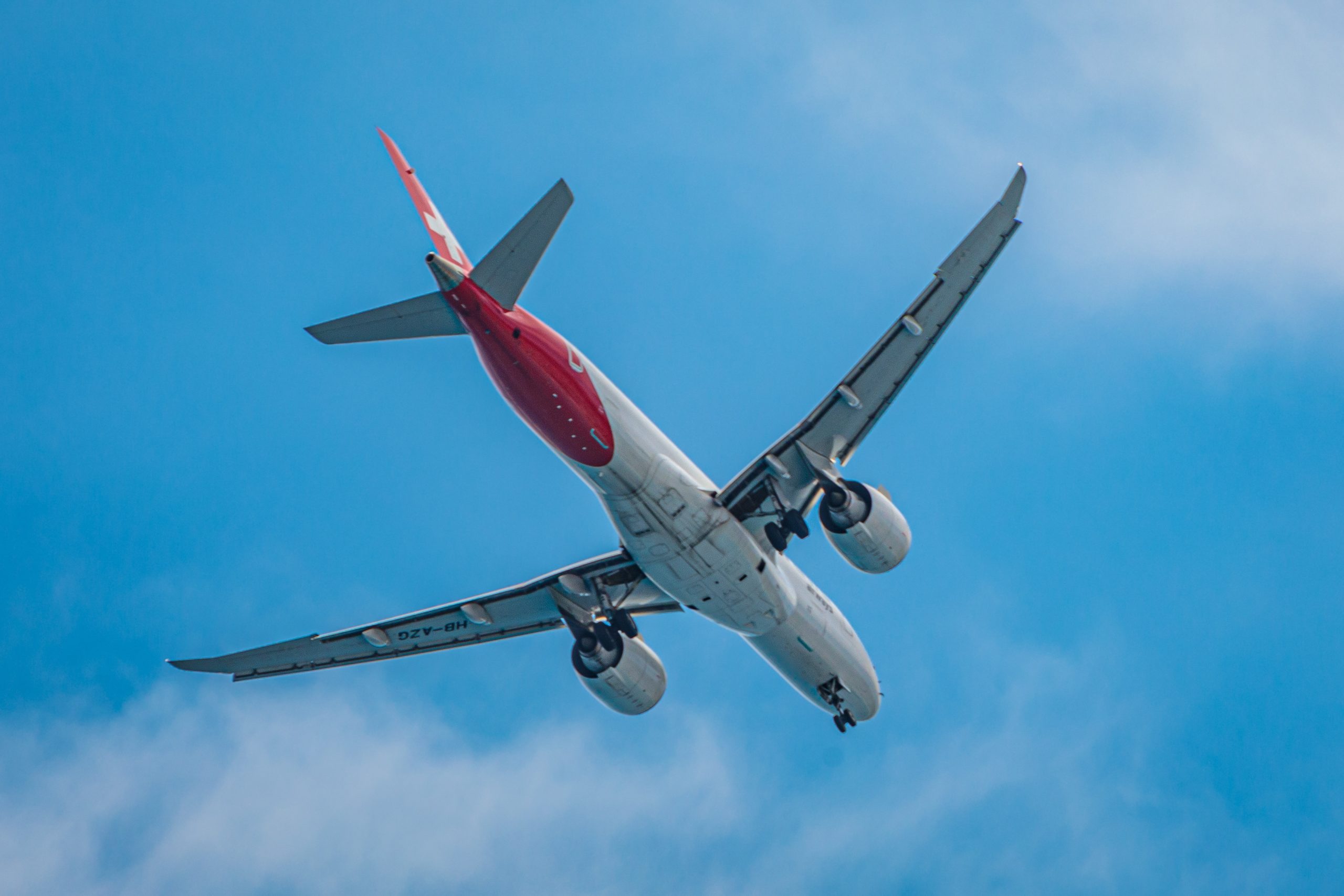 E190 Making Waves Globally : Titan Airways, Aeroitalia and Air Peace Expansions